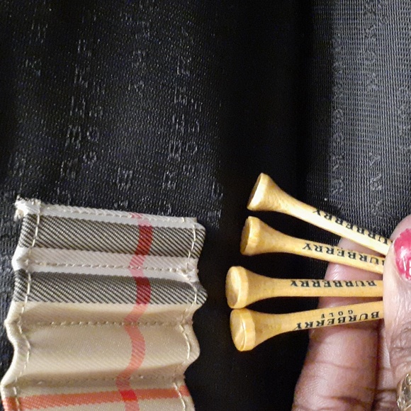 BURBERRY GOLF NWT ACCESSORY BAG AUTHENTIC - Picture 10 of 16